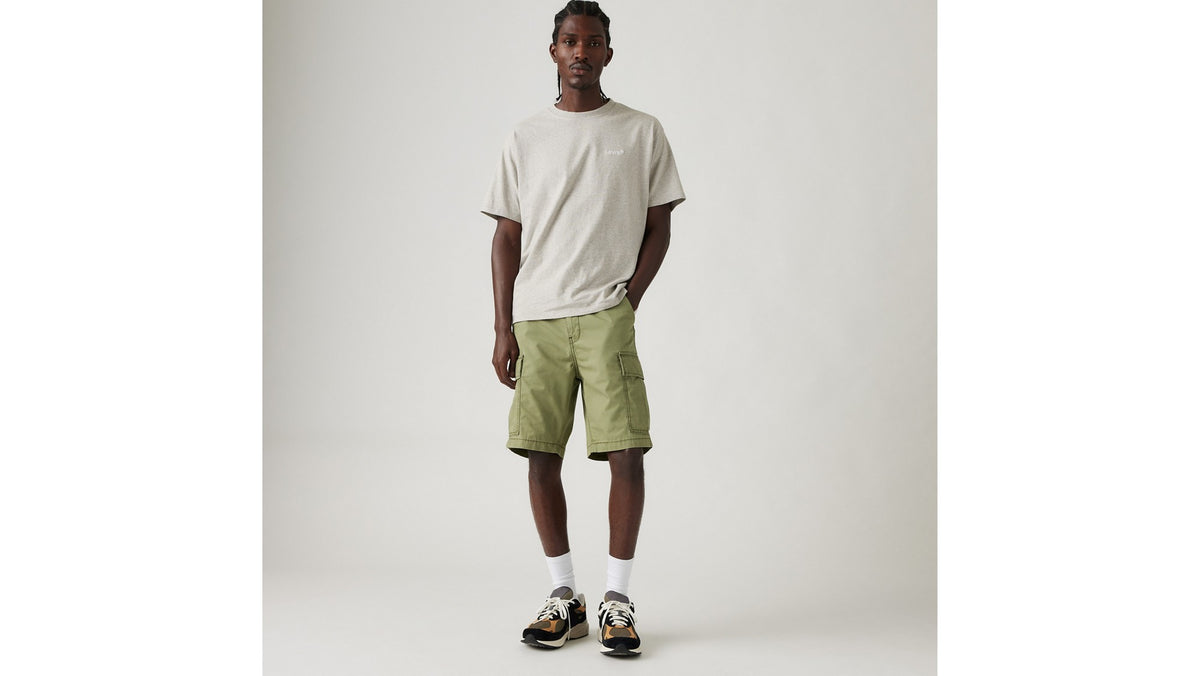 Levi's Carrier Cargo Short Olive Night - φορεμένο