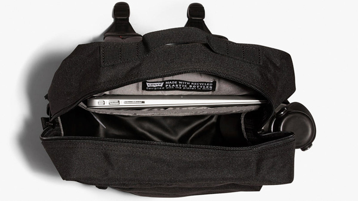 Levi's L-Pack Standard Issue Caviar - λεπτομέρεια