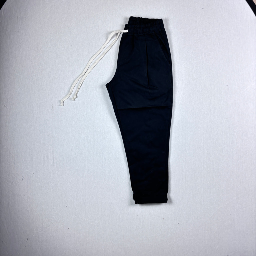 Black Tapered Pants with Elastic Waist – Sleek, Comfortable Fit" GL33-BLACK