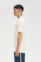 Load image into Gallery viewer, THE FRED PERRY SHIRT M6000